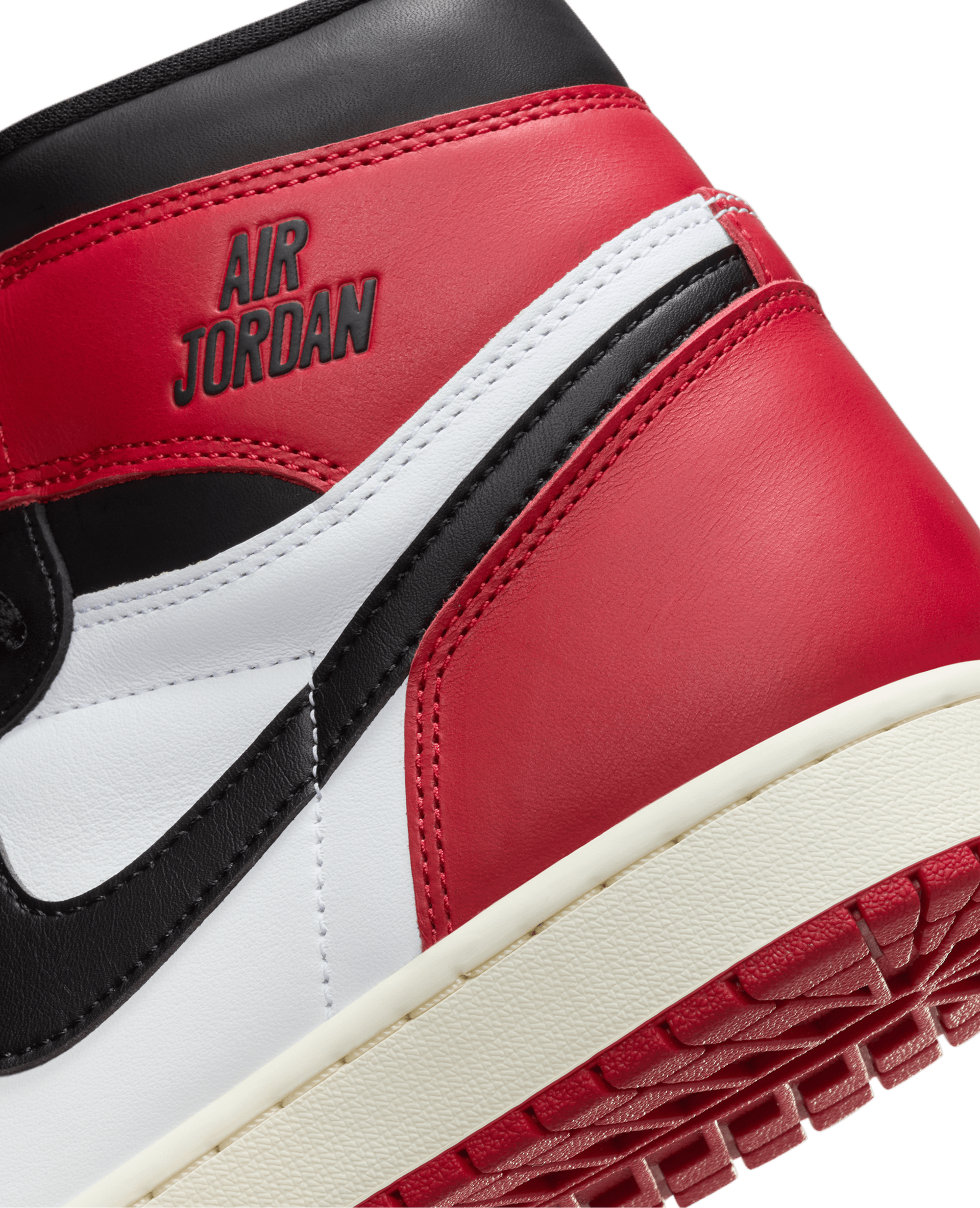 Air Jordan 1 Retro High OG 'Black Toe'